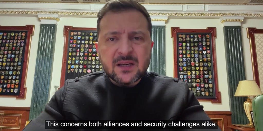 Zelenskyy discusses security guarantees with US envoys