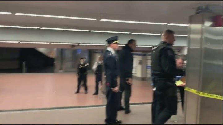 Philadelphia Police investigate shooting at SEPTA train station