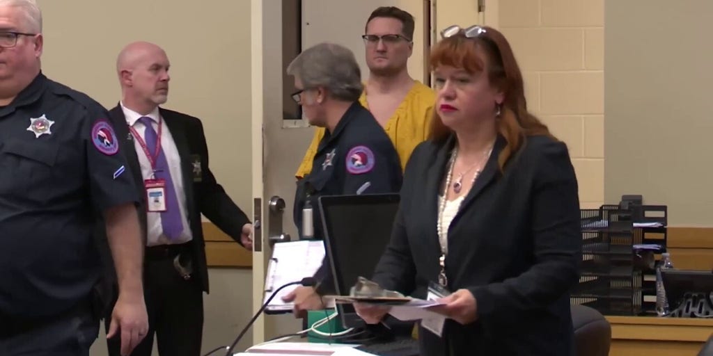 Suspect in Ohio double murder waives extradition