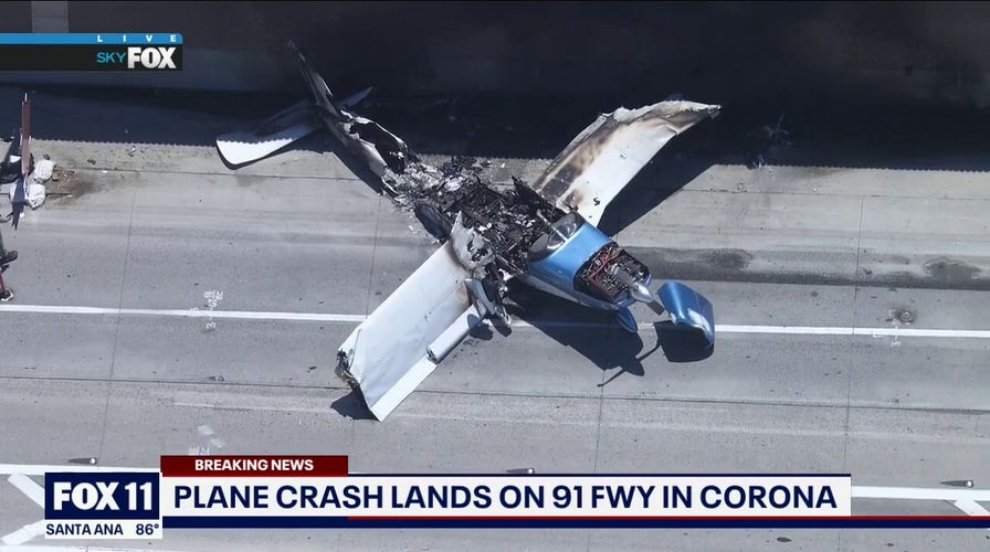 Plane crashes on California freeway
