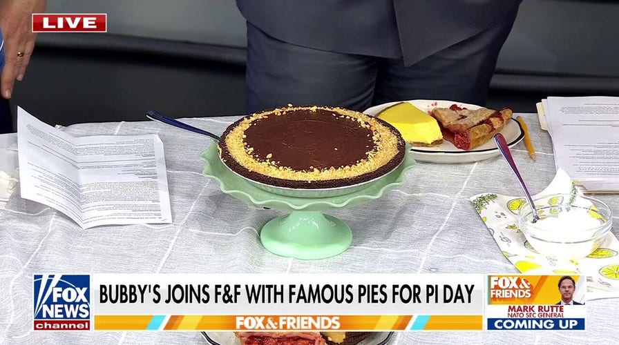 'Fox & Friends' celebrates Pi Day with sweet treats