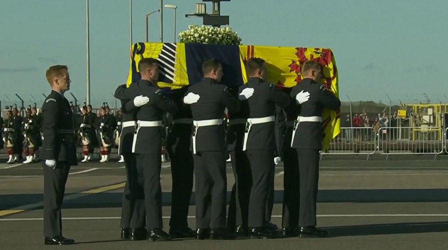 The casket of Queen Elizabeth II arrives in London, where it will be taken to Buckingham Palace