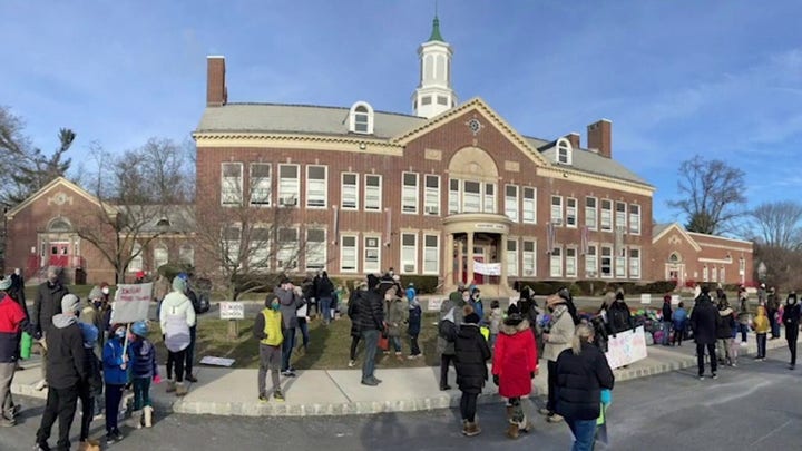 New Jersey parents sue school board in federal court to get schools opened