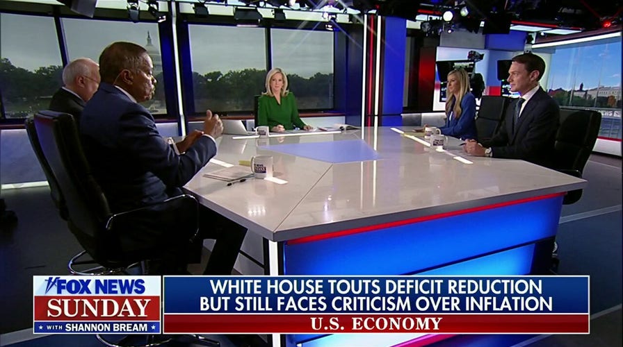 White House touts deficit reduction despite inflation criticism 