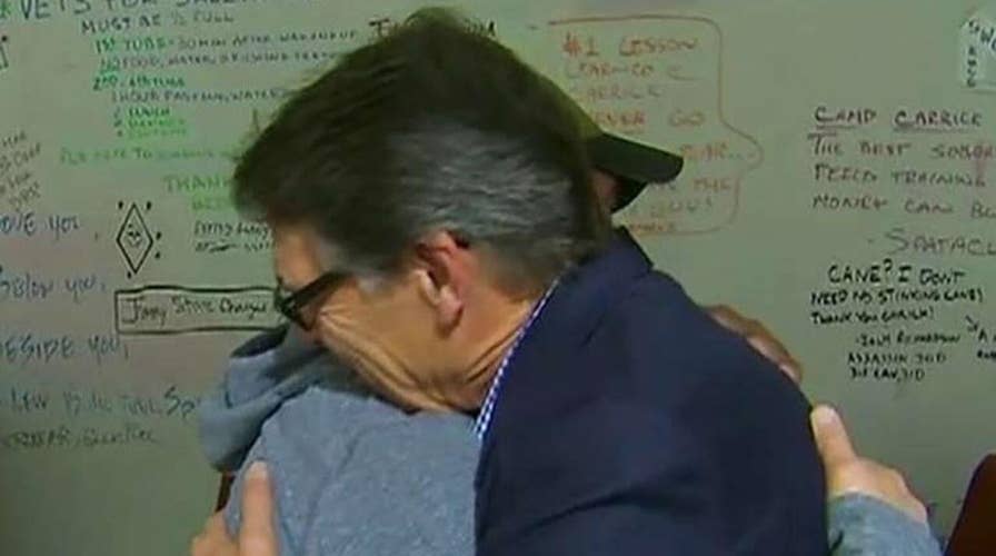 Gov. Rick Perry helps raise funds to help vet with PTSD 