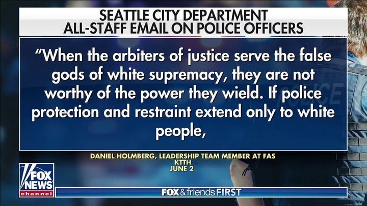 Seattle city staffer likens cops to racists: report