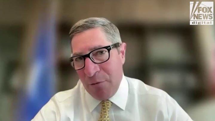 Trump admin moves to require federal workers sign NDAs 