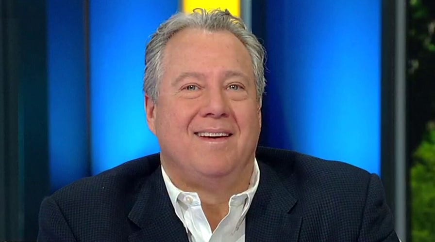 Kamala Harris endorsing Joe Biden is 'perfect' timing, Robert Wolf says