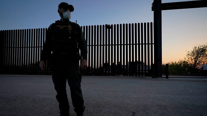 Border crisis is ‘as bad as they’re saying’: reporter