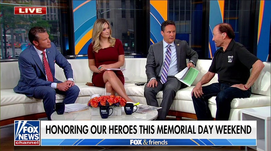 Lee Greenwood honors Memorial Day