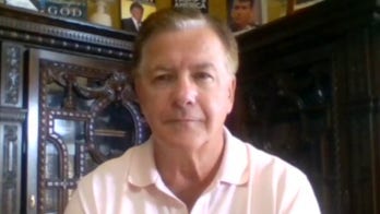 St. Louis home defender Mark McCloskey updates 'Watters' World' on possible charges