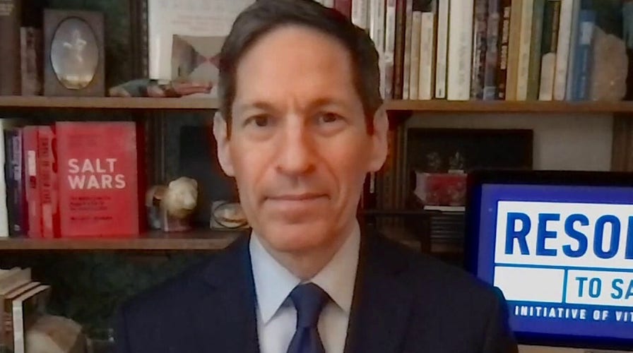 Former CDC director calls for accurate vaccine verification system