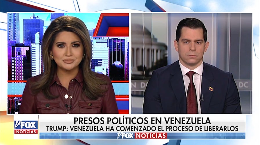 Criticando la lenta liberación de los prisioneros políticos en Venezuela