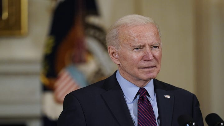 President Biden stumbles on Air Force One steps
