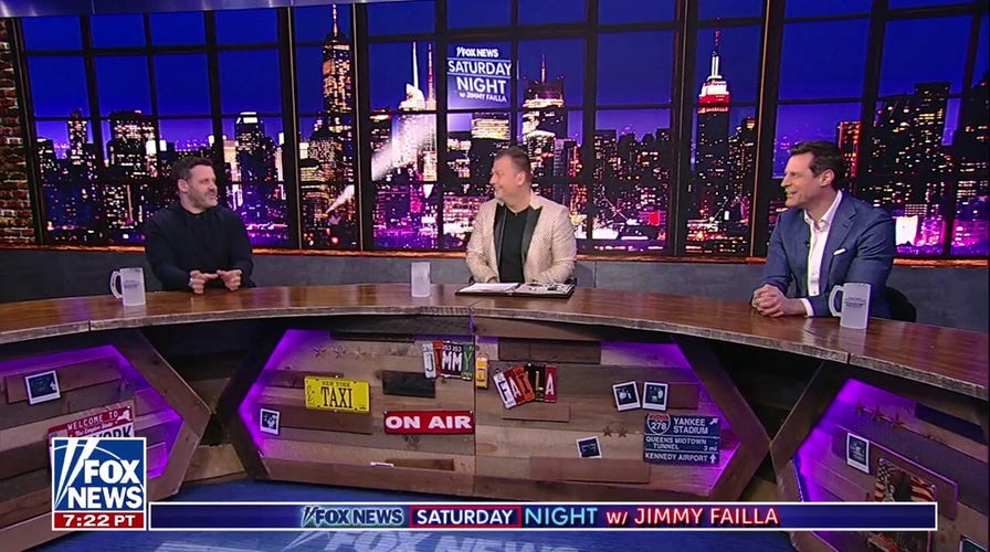 The '91���� Saturday Night' Panel Discusses Tim Walz's Phony Tough Guy Act