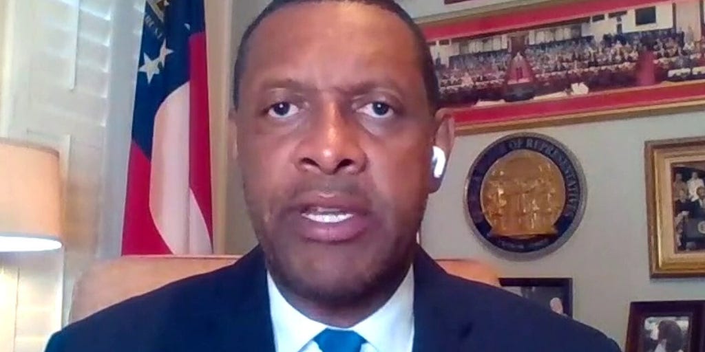 Lifelong Democrat lawmaker turned Trump voter says he won't let Antifa
