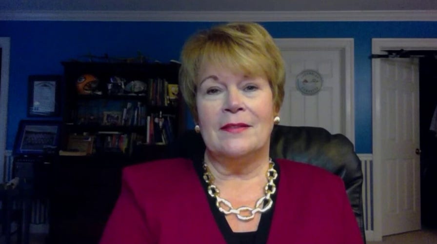 Regional, national supermarket chains install dividers at cash registers