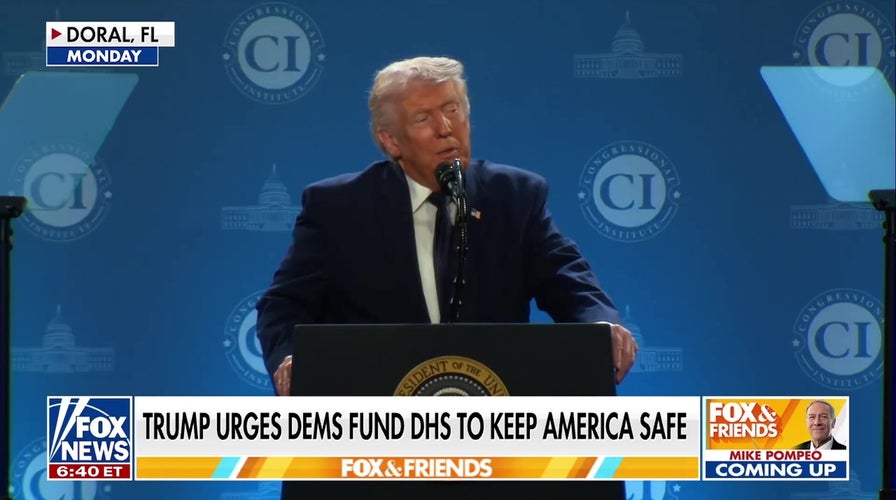 DHS backing  conflict  intensifies arsenic  Democrats propulsion  for ICE reforms