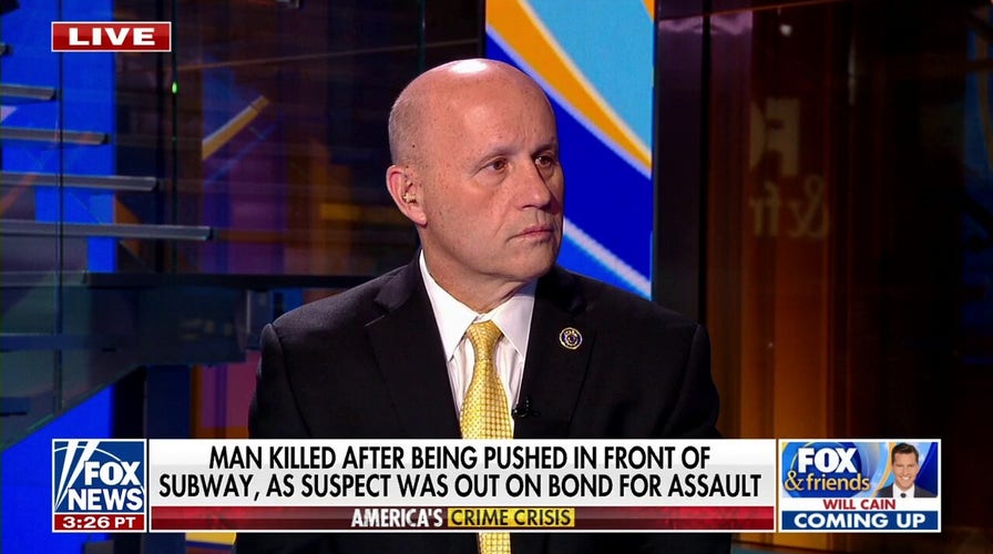 NY police official blames bail reform after career criminal's arrest for killing of NYPD officer