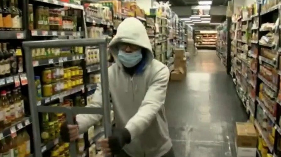 Democrats reintroduce bill for $15 federal minimum wage by 2025