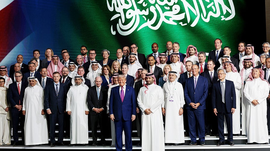  President Trump delivers remarks astatine  the US–Saudi Business Forum