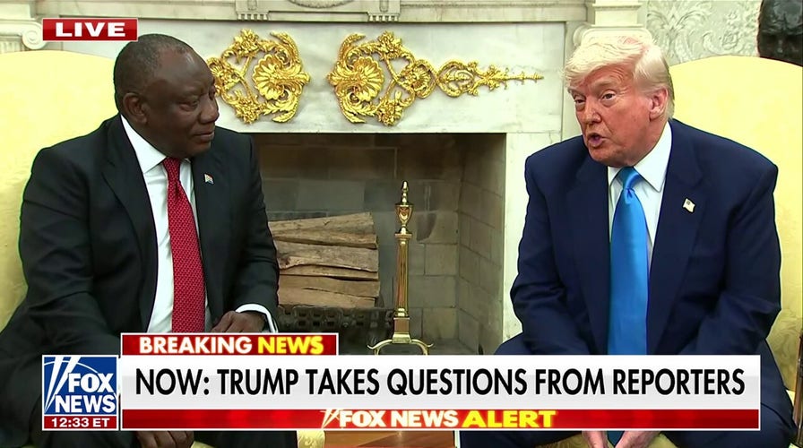 President Donald Trump talks about Ukraine during meeting with South African president