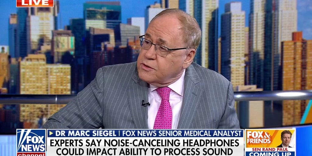 Experts concerned noise-canceling earphones could prompt auditory processing issues