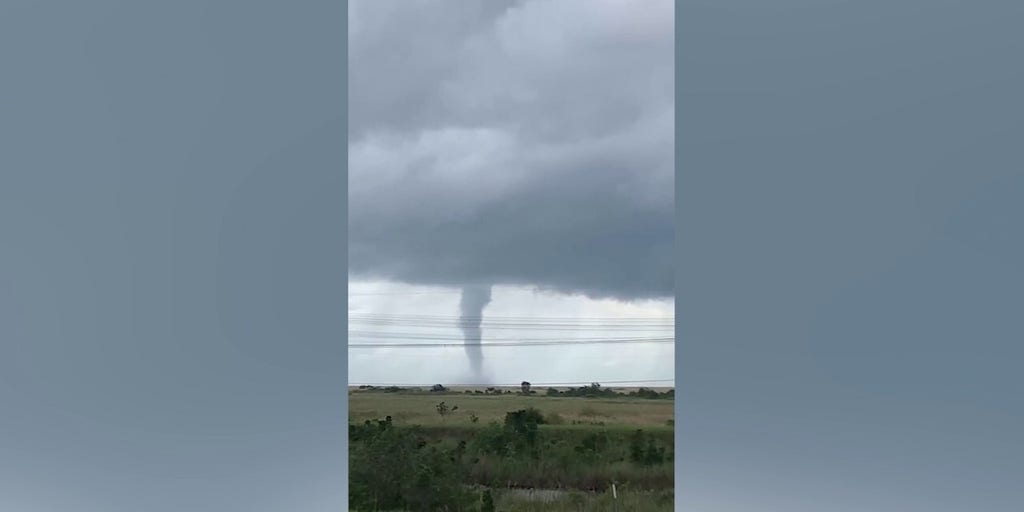 Massive tornado seen near Ft. Lauderdale ahead of Hurricane Milton