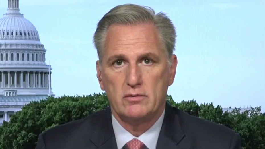 Rep. McCarthy calls Pelosi a ‘lame duck Speaker,’ says her actions are result of ‘farewell tour’