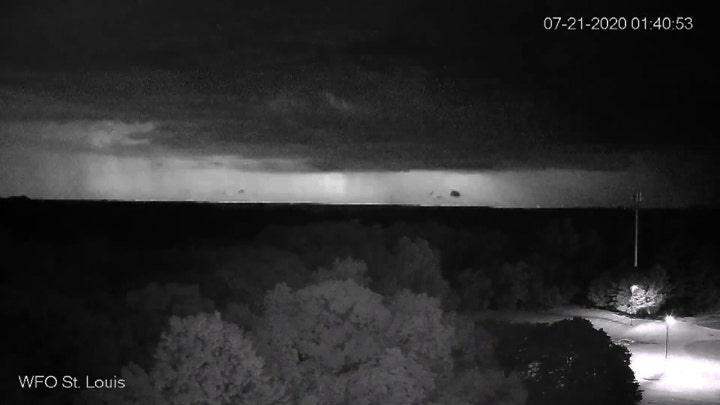 Dramatic lightning lights up the skies in Jefferson County, Missouri