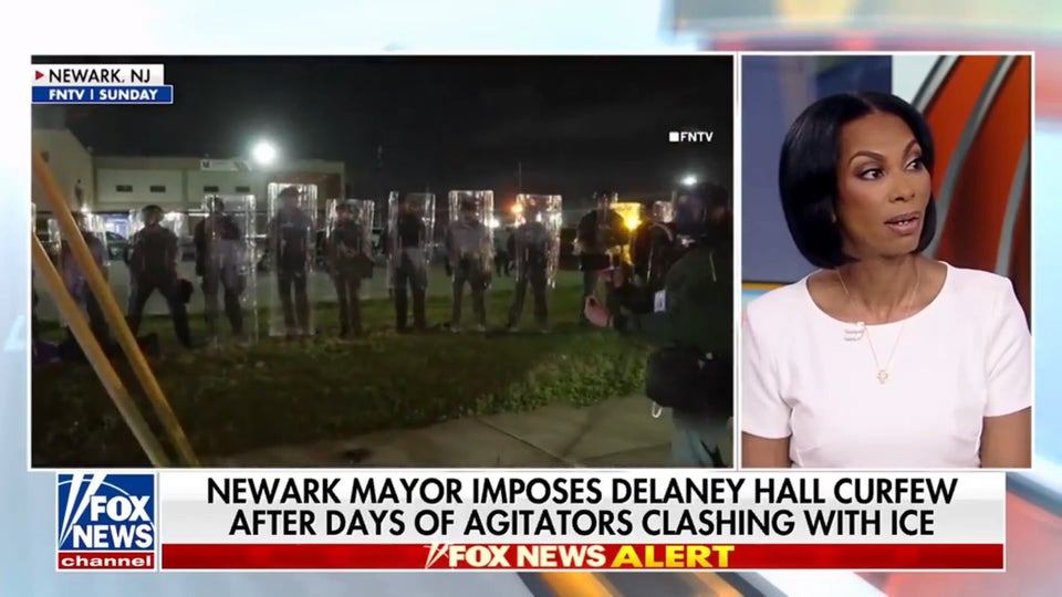 Anti-ICE rioters hurl rocks at federal agents outside NJ facility