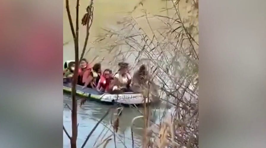 Hundreds of migrants caught on video crossing Rio Grande border