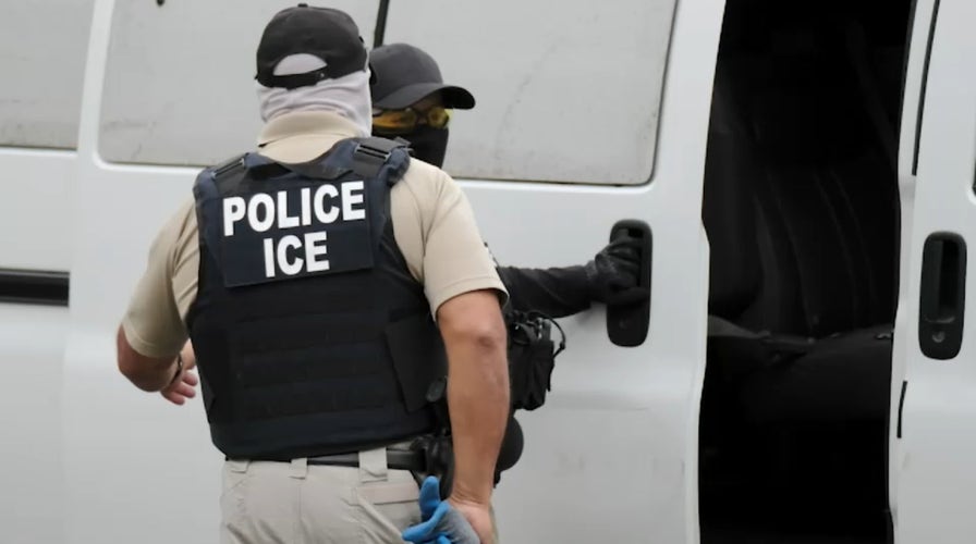 ¿Cuántos ilegales han sido arrestados por ICE?