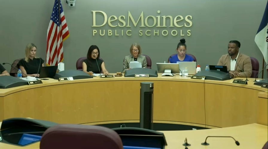 Des Moines Public School Board accepts superintendent's resignation after ICE arrest