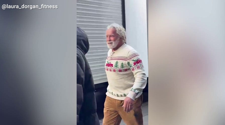 Arnold Schwarzenegger transforms into Santa Claus for new movie