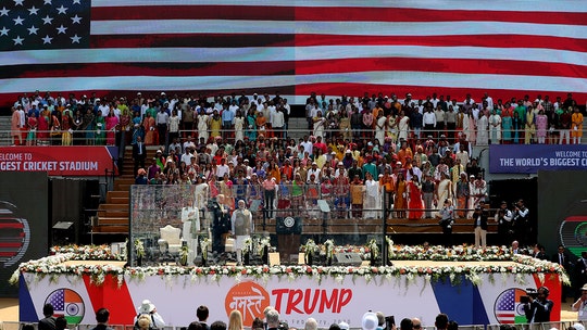 Massive crowds cheer Trump during state visit to India 