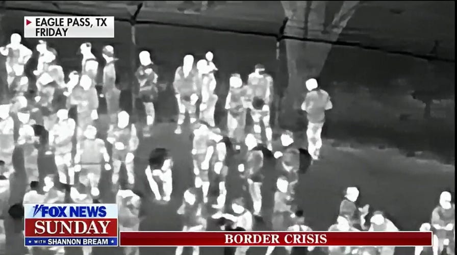 Exclusive thermal images reveal massive migrant group crossing into US