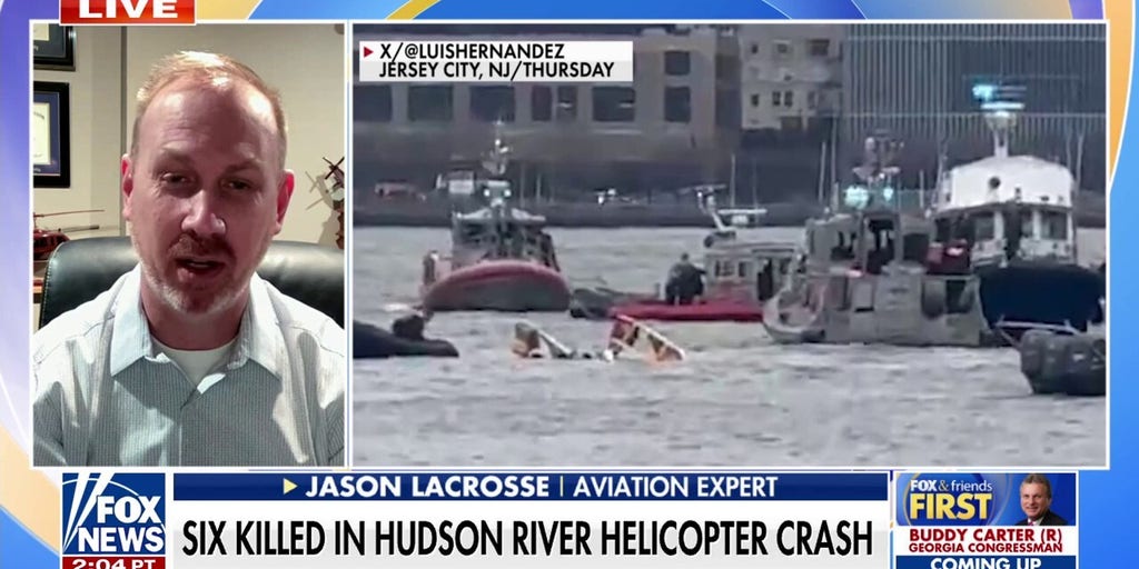 Six killed in tour helicopter crash over Hudson River