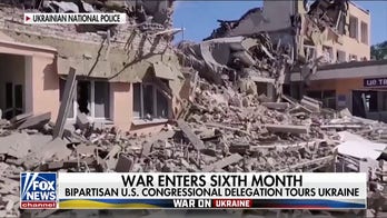 Russia completes land bridge to Crimea and continues to gain ground