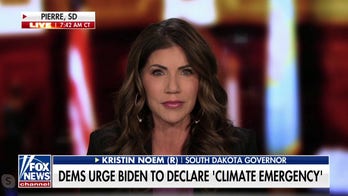 Who wants to tear down Mt. Rushmore?