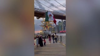 Mexican Navy training ship strikes Brooklyn Bridge - Fox News