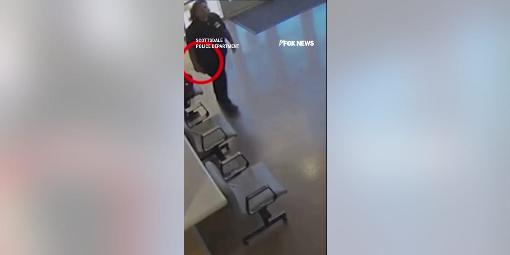 AZ police shoot armed woman in lobby