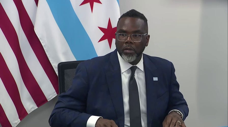 Chicago mayor says Trump's America looks like Confederacy won, suggests ICE are 'terrorists'