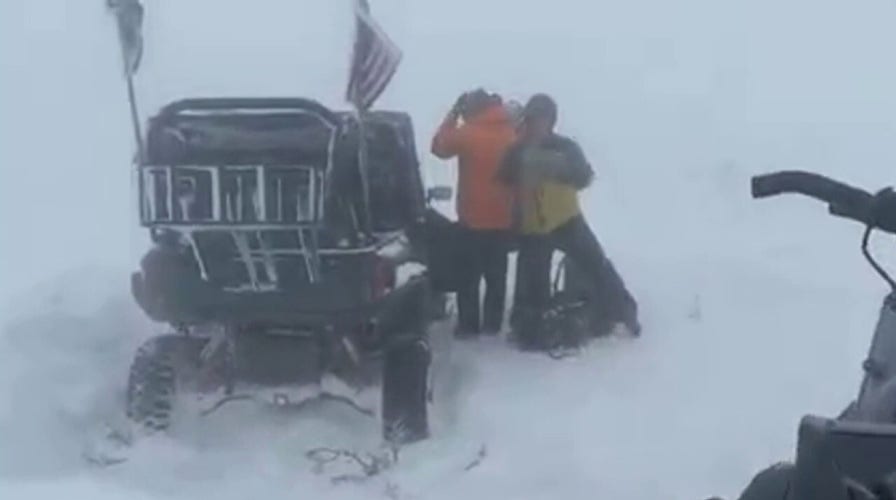 Nearly 90 runners rescued after snow halts ultramarathon in Utah