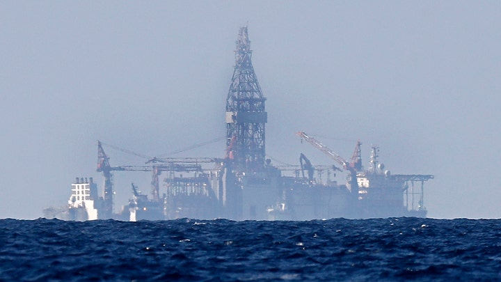 Oil prices continue dropping amid coronavirus concerns, lower demand