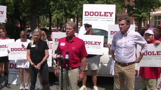 Gov. Brian Kemp endorses former coach Derek Dooley for US Senate