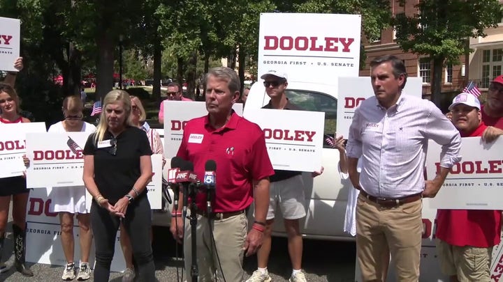 Gov. Brian Kemp endorses former coach Derek Dooley for US Senate