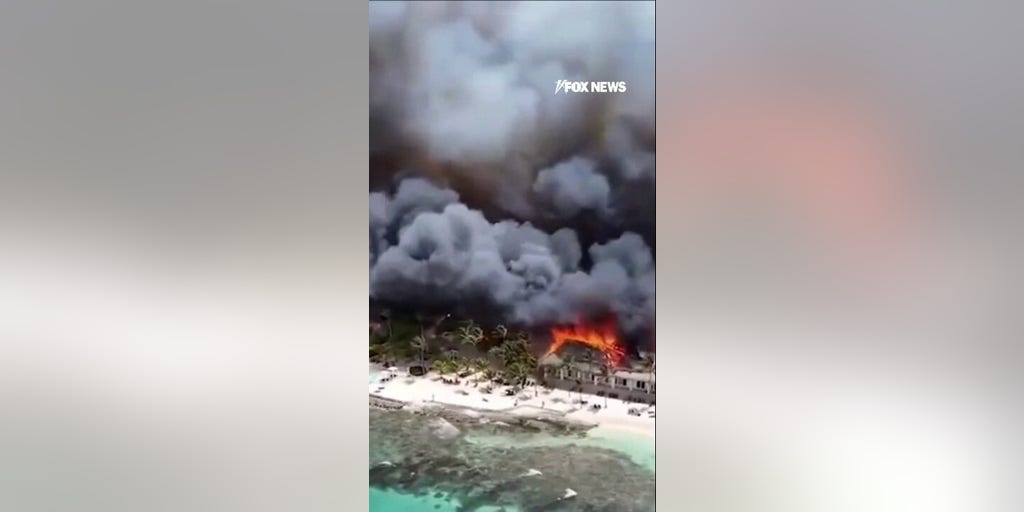 MASSIVE fire at Dominican hotel leaves one dead