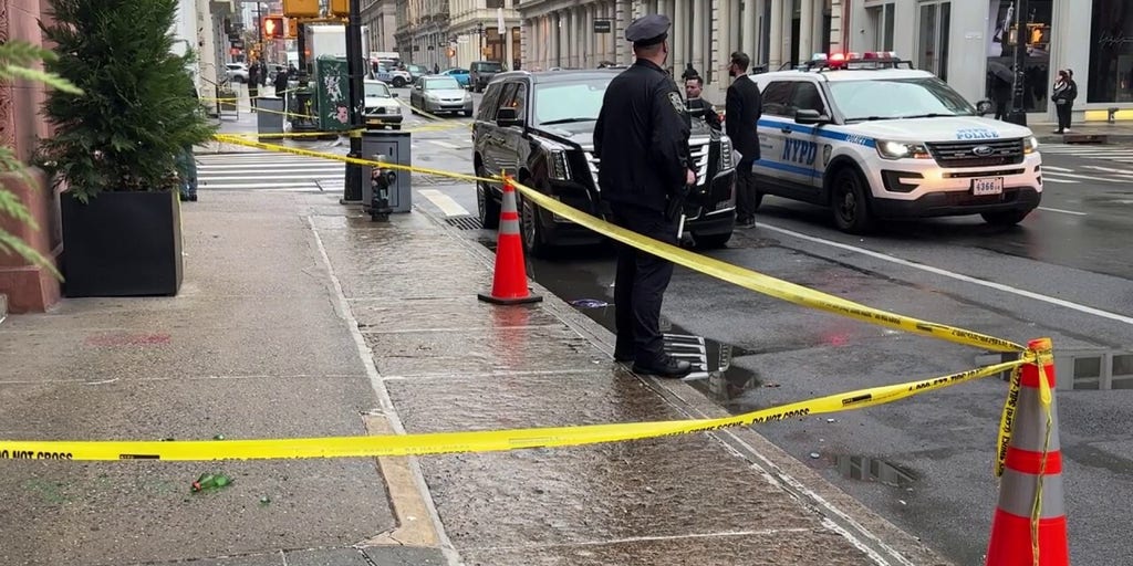 SoHo stabbing leaves woman in critical condition