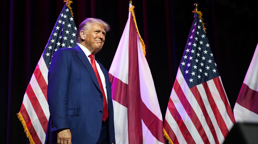 WATCH LIVE: President Trump delivers commencement address at University of Alabama
